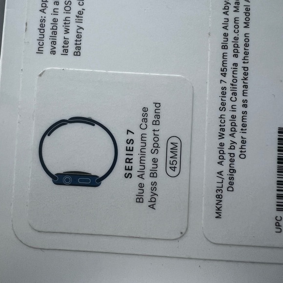 Apple watch series 7 - Picture 2 of 2